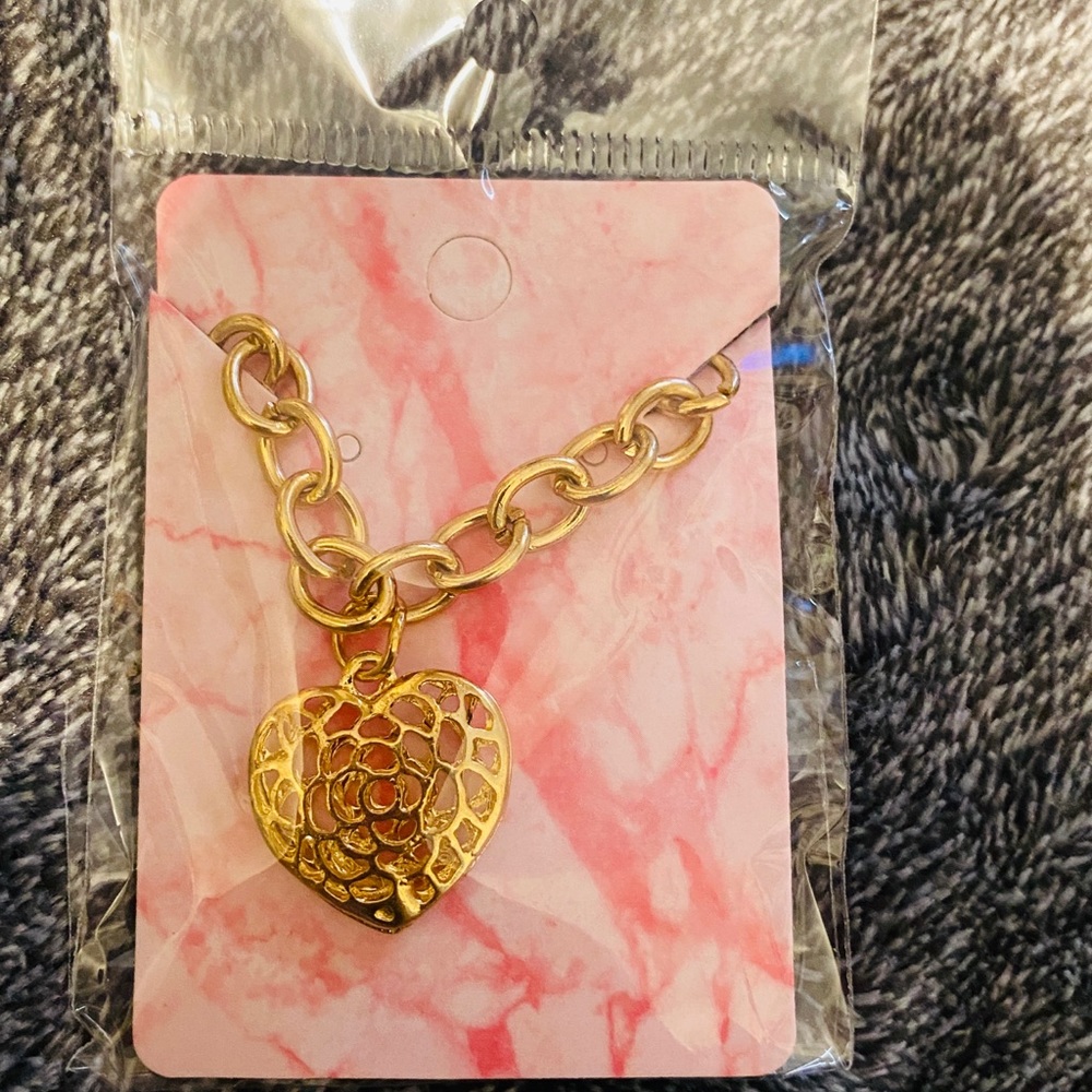 Heart choker
